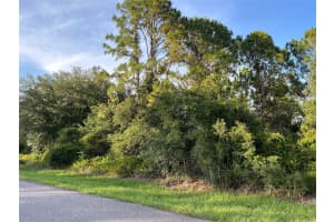5816 Escalon Dr, Sebring, FL 33872 Sold 11/26/24