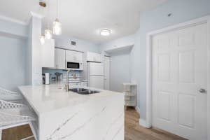 17100 N Bay Rd 1316, Sunny Isles Beach, FL 33160 Sold 01/27/25