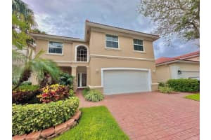 1050 Papaya St, Hollywood, FL 33019 Sold 12/20/24