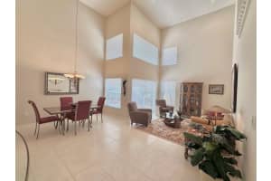 1050 Papaya St, Hollywood, FL 33019 Sold 12/20/24