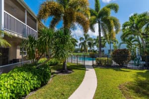 4820 NE 23rd Ave 102, Fort Lauderdale, FL 33308 Sold 10/17/24