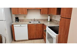 1000 Saint Charles Place, Pembroke Pines, FL 33026 - MLS#F10462240