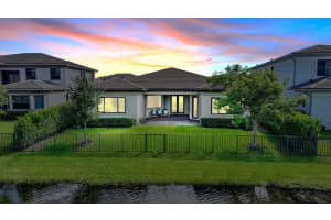 10547 N Lago Vista Cir, Parkland, FL 33076 Sold 01/21/25