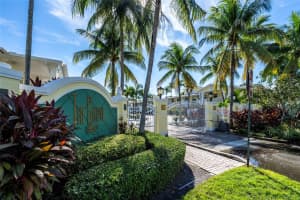 2660 NE 8th Ave 204, Wilton Manors, FL 33334 Sold 11/04/24