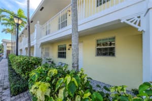 2660 NE 8th Ave 204, Wilton Manors, FL 33334 Sold 11/04/24