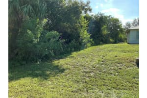 8825 100th Ct, Vero Beach, FL 32967 Sold 12/18/24