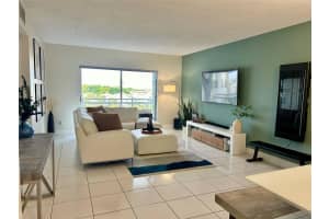 4400 Hillcrest Dr 508A, Hollywood, FL 33021 Sold 11/15/24
