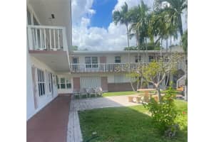 1300 N 12TH CT 3B, Hollywood, FL 33019 Sold 03/28/25