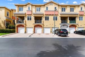 1823 Coral Heights Ln 605, Oakland Park, FL 33308 Sold 02/03/25