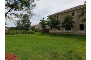 12350 N Village Cir 5, Davie, FL 33325 Sold 11/07/24