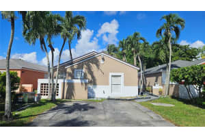 7204 SW 149th Ct, Miami, FL 33193 Sold 12/03/24