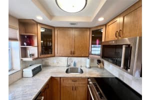 21 Lyndhurst A 21, Deerfield Beach, FL 33442 Sold 12/24/24