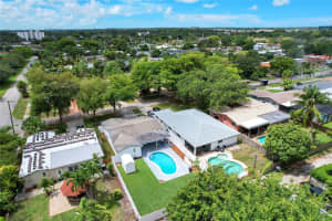 5311 Pierce St, Hollywood, FL 33021 - MLS#F10462704