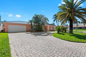 4400 NE 25th Ave, Lighthouse Point, FL 33064 Sold 03/28/25