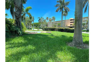 300 NE 26th Ave 410, Boynton Beach, FL 33435 Sold 12/20/24
