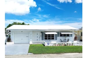 5706 NW 85th Ave, Tamarac, FL 33321 Sold 12/30/24