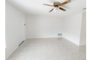 5706 NW 85th Ave, Tamarac, FL 33321 Sold 12/30/24