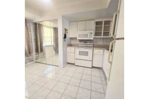 7800 NW 18th St 202, Margate, FL 33063 Sold 02/07/25