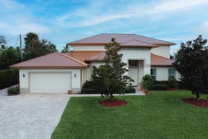 8574 SE Banyan Tree St, Hobe Sound, FL 33455 Sold 02/24/25