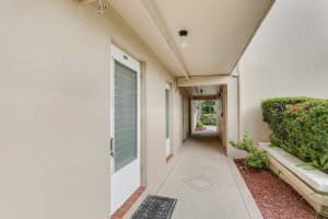 901 N Riverside Dr 1D, Pompano Beach, FL 33062 Sold 01/31/25