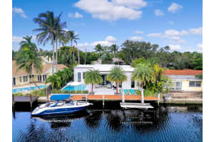 2341 NE 19th Ave, Wilton Manors, FL 33305 Sold 01/06/25