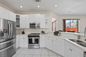 19075 NW 23rd St, Pembroke Pines, FL 33029 Sold 11/29/24