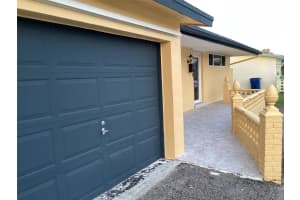 8571 26th Street, Sunrise, FL 33322 - MLS#F10463049