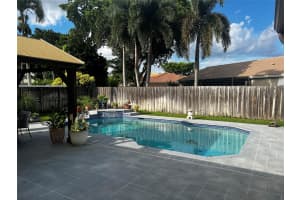 5210 Hawkes Bluff Ave, Davie, FL 33331 - MLS#F10463062