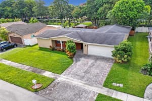 10472 NW 2nd Ct, Plantation, FL 33324 Sold 12/31/24