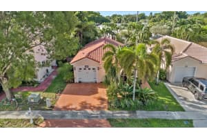 6344 Duval Dr, Margate, FL 33063 Sold 04/28/25