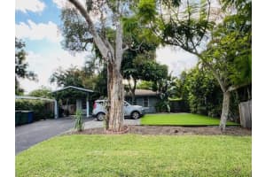 1657 SW 28th Ter, Fort Lauderdale, FL 33312 Sold 12/27/24