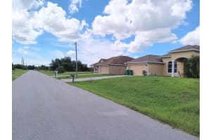 100 Flanders Street, Port Charlotte, FL 33954 - MLS#F10463365