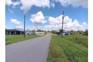 100 Flanders Street, Port Charlotte, FL 33954 - MLS#F10463365