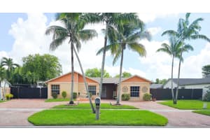 19607 NW 62nd Ave, Hialeah, FL 33015 Sold 02/24/25