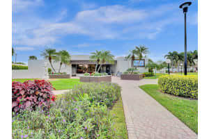 1935 SW 15th Ct, Deerfield Beach, FL 33442 Sold 01/10/25