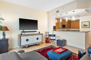 2633 NE 14th Ave 112, Wilton Manors, FL 33334 Sold 04/04/25