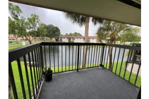 6020 Shakerwood Cir 201, Tamarac, FL 33319 Sold 12/09/24