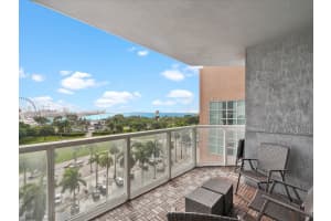244 Biscayne Blvd 701, Miami, FL 33132 Sold 12/17/24