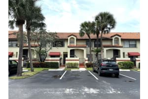 308 Republic Ct 308, Deerfield Beach, FL 33442 Sold 03/14/25