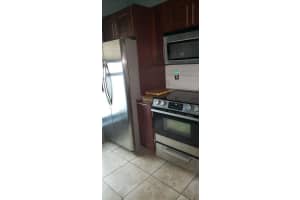 2700 S Oakland Forest Dr 603, Oakland Park, FL 33309 Sold 12/20/24