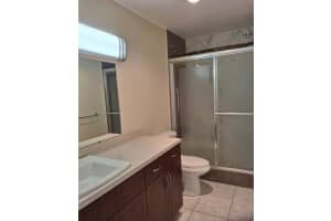 1600 Tallwood Ave 404, Hollywood, FL 33021 Sold 07/11/25