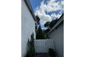 813 NW 98th Ave, Plantation, FL 33324 Sold 11/07/24