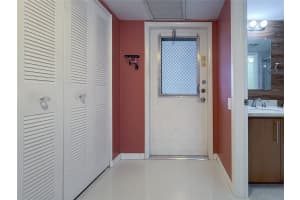9101 Lime Bay Blvd 212, Tamarac, FL 33321 Sold 03/11/25