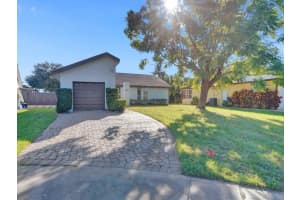 212 NE 2nd Ct, Dania Beach, FL 33004 Sold 03/11/25