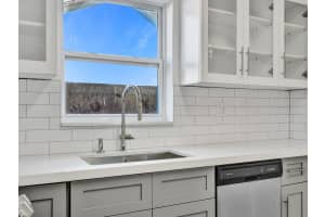 212 NE 2nd Ct, Dania Beach, FL 33004 Sold 03/11/25