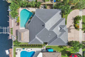411 SE 4th Street, Pompano Beach, FL 33060 Sold 03/07/25
