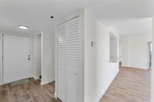 4174 INVERRARY DR 1002, Lauderhill, FL 33319 - MLS#F10464211