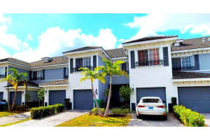 3523 NW 13th St 3523, Fort Lauderdale, FL 33311 Sold 11/14/24