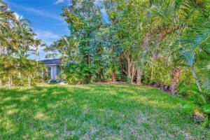 MLS# F10464302, Tamarac, Florida 33319
