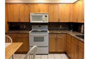 1020 Lincoln A 1020, Boca Raton, FL 33434 - MLS#F10464322